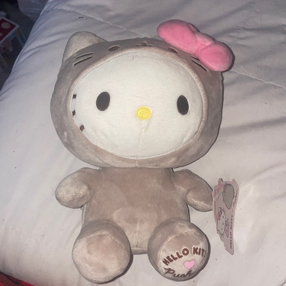 hello kitty plush - Picture 1 of 3